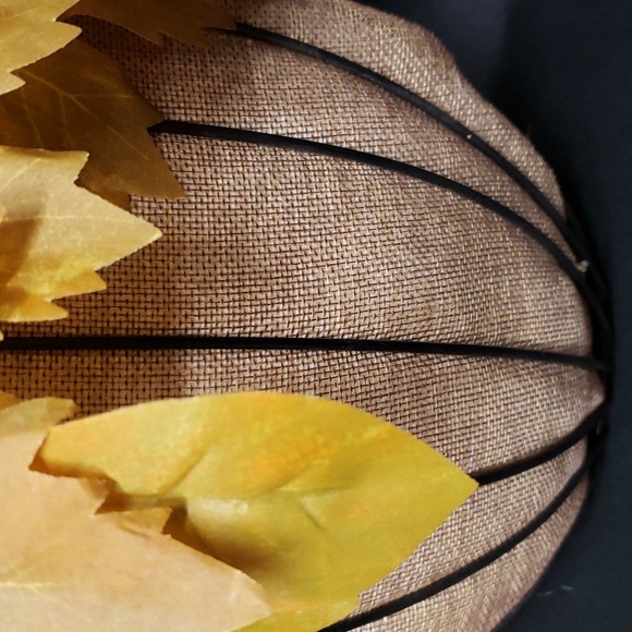 The Farmhouse Rachel Ashwell NWT Pumpkins, Fall Leaves Flat-Back Basket - Picture 5 of 6